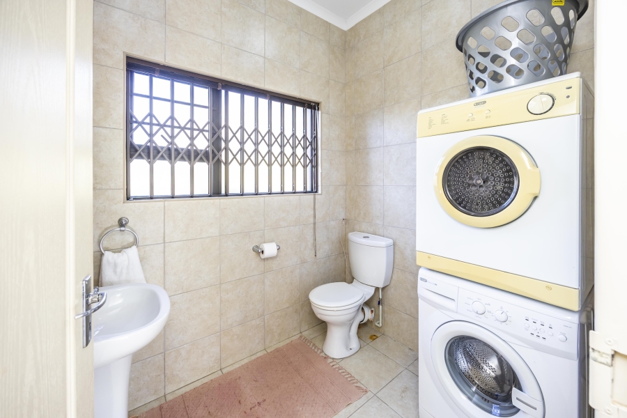 4 Bedroom Property for Sale in Cintsa East Eastern Cape